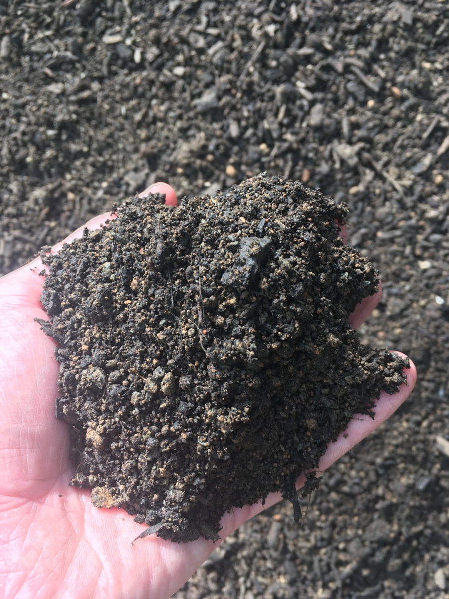 Wood Chips, Mulch, Dirt, Topsoil Northern VA